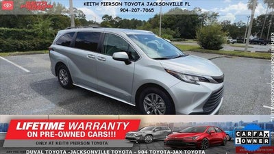 2021 Toyota Sienna LE