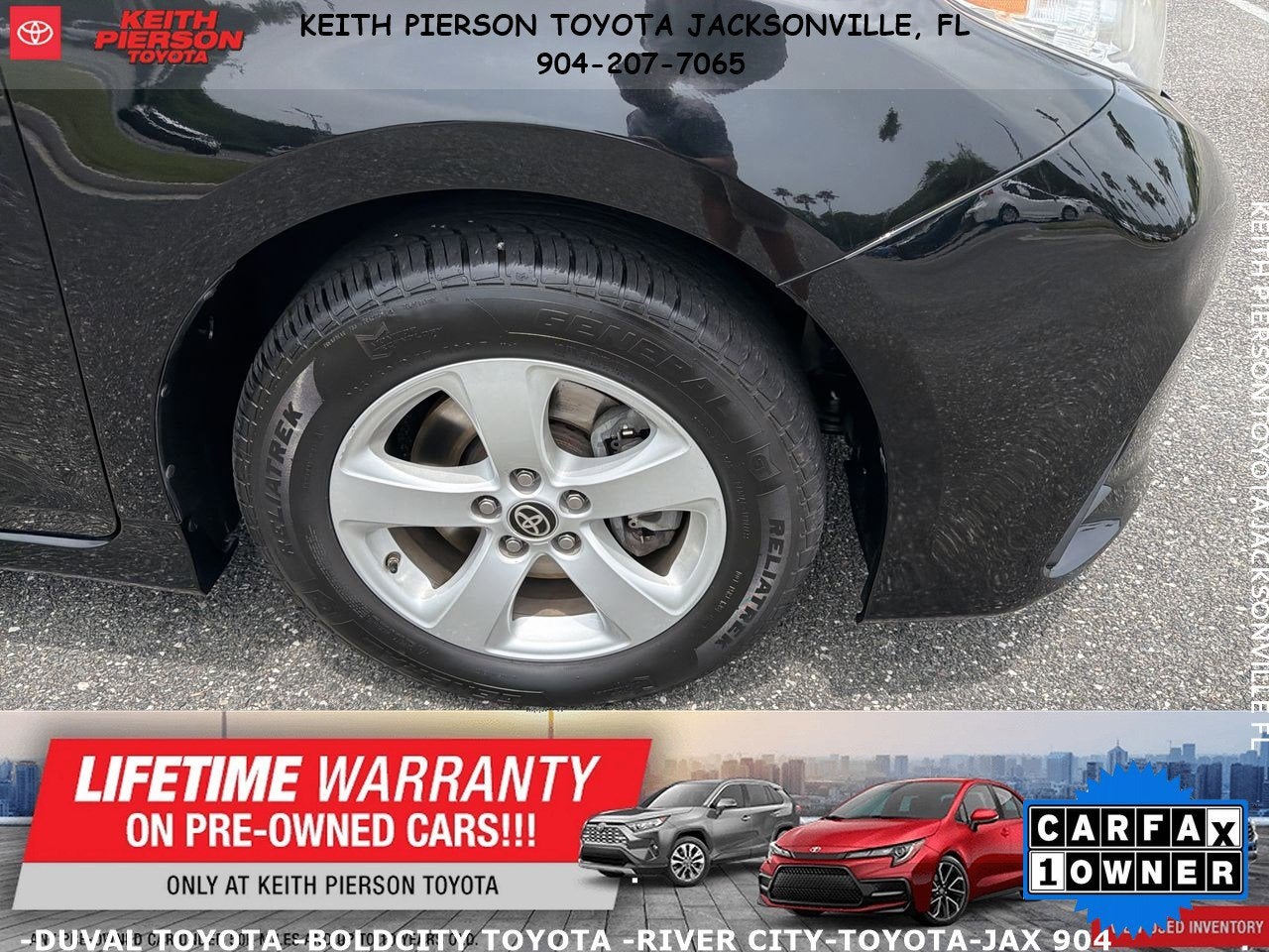 2020 Toyota Sienna LE Auto Access Seat