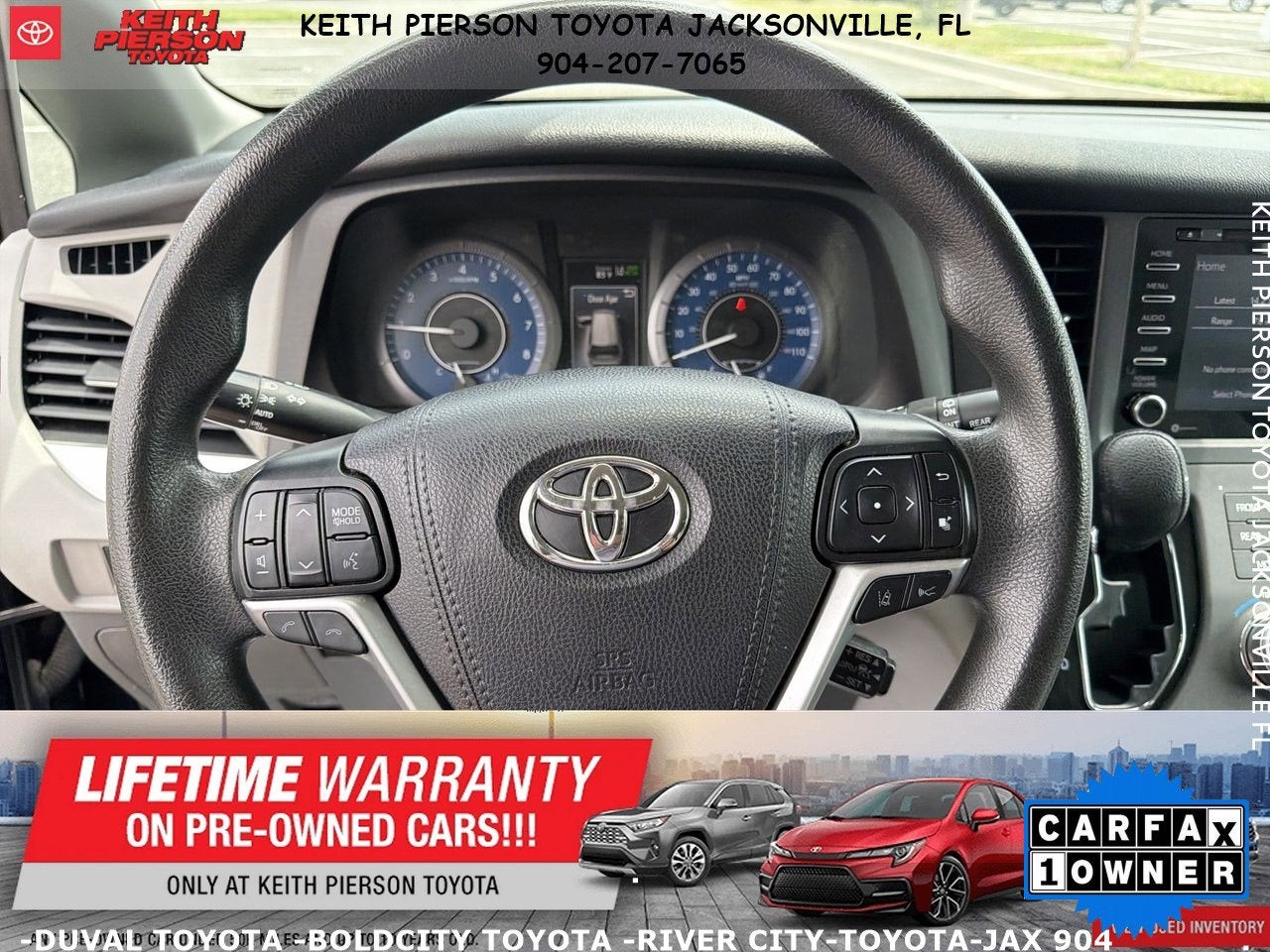 2020 Toyota Sienna LE Auto Access Seat