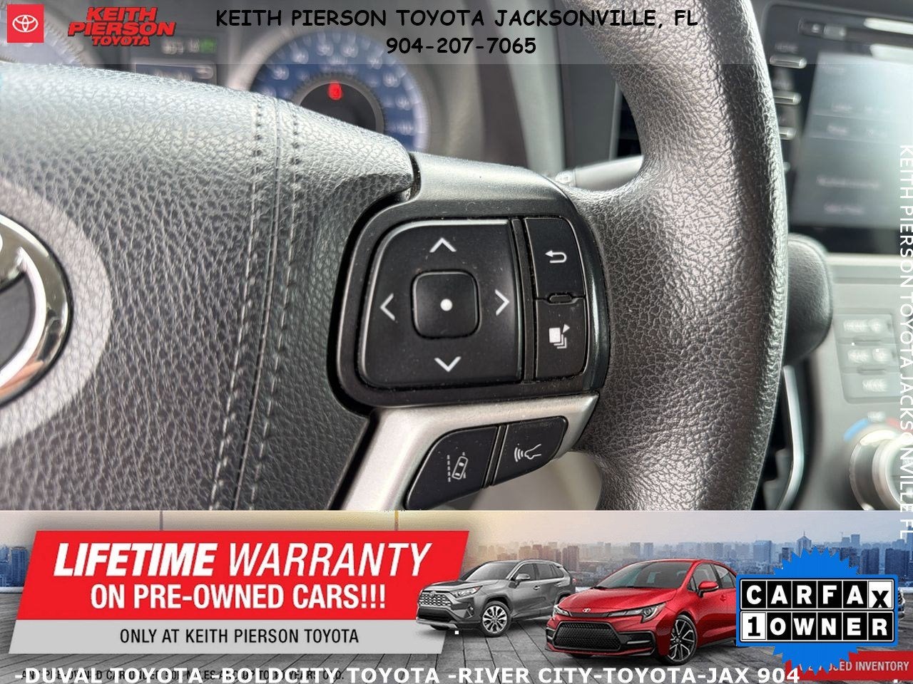 2020 Toyota Sienna LE Auto Access Seat