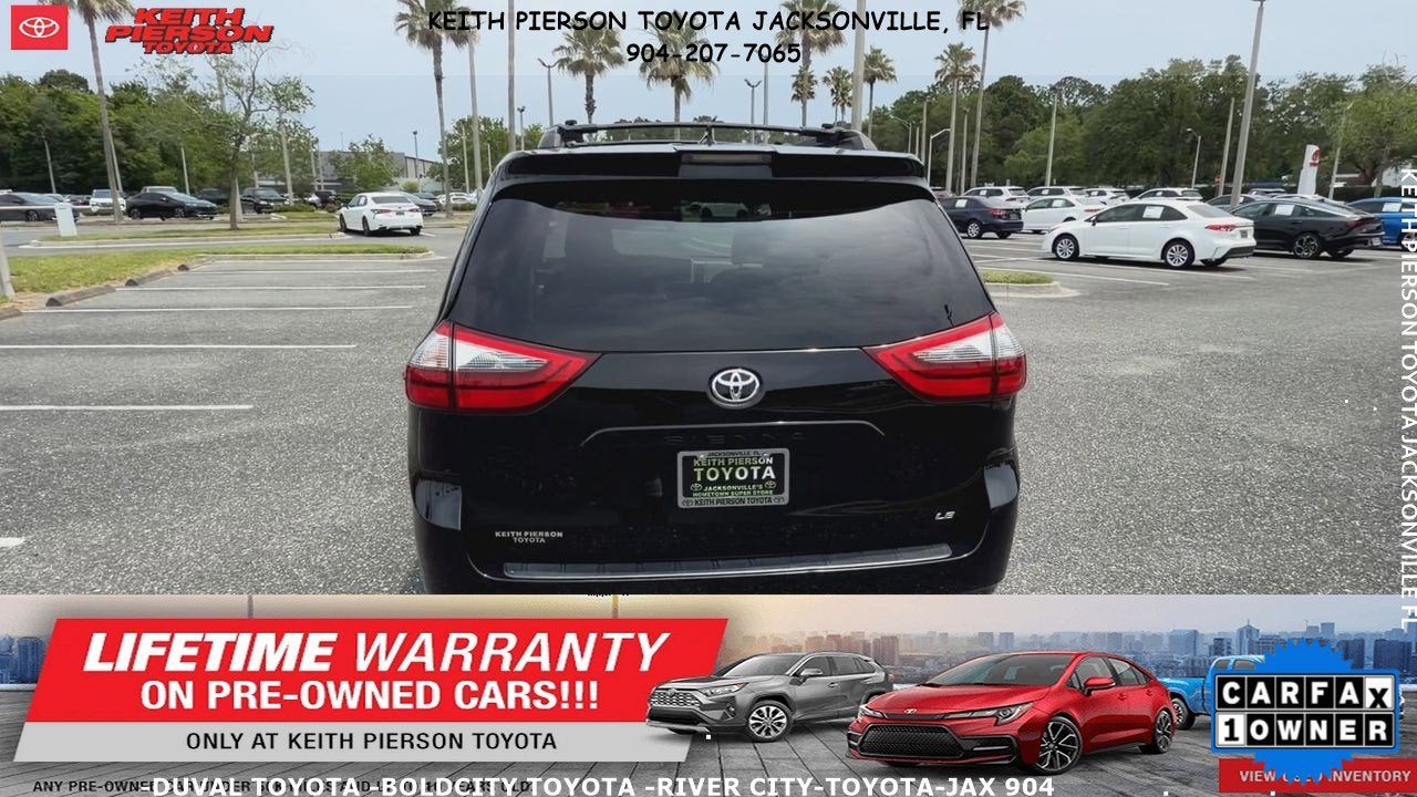 2020 Toyota Sienna LE Auto Access Seat