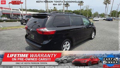 2020 Toyota Sienna LE Auto Access Seat