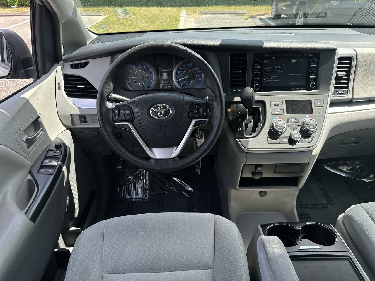 2020 Toyota Sienna LE AUTO ACCESS SE