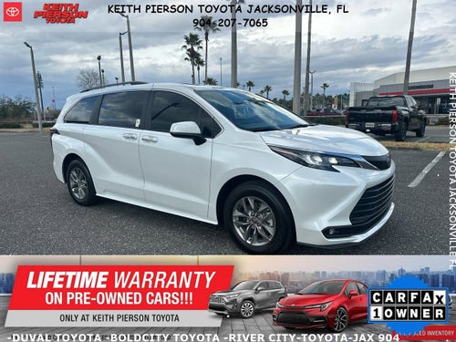 2025 Toyota Sienna XLE