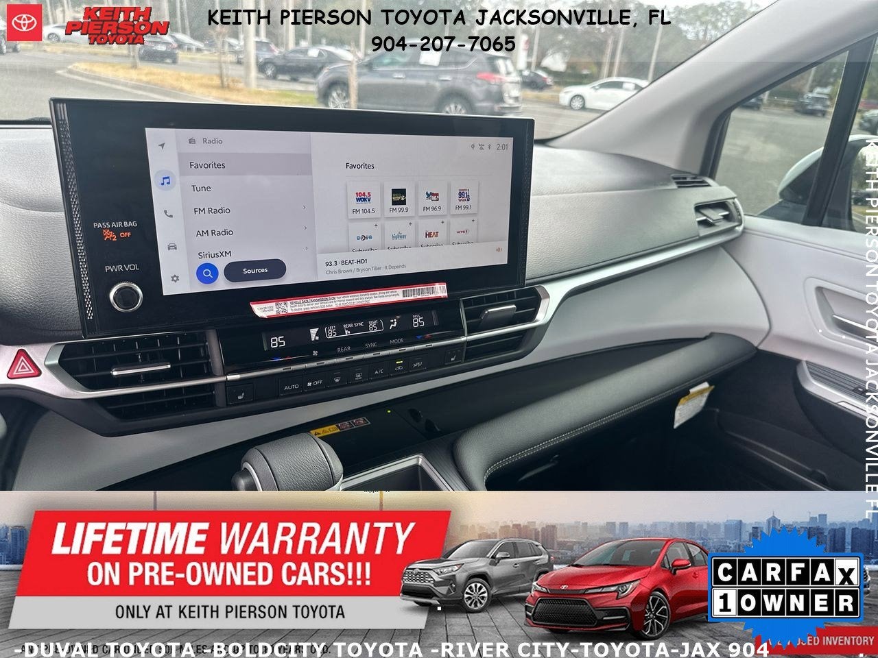 2025 Toyota Sienna XLE