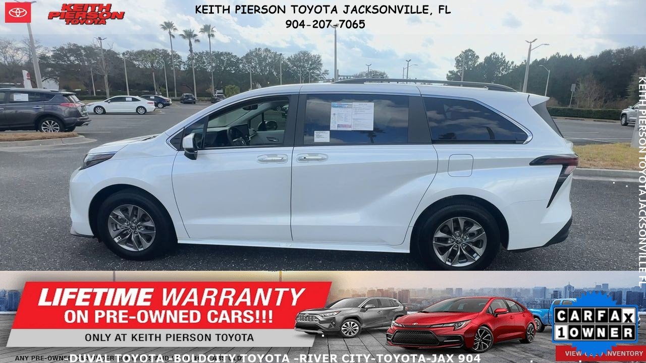 2025 Toyota Sienna XLE