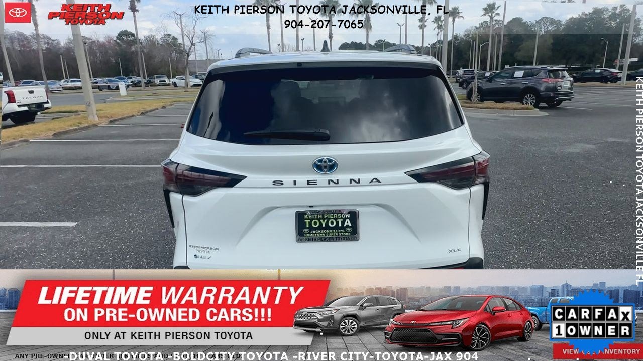 2025 Toyota Sienna XLE