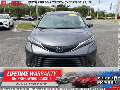 2025 Toyota Sienna XLE