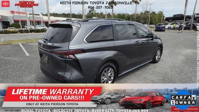 2025 Toyota Sienna XLE