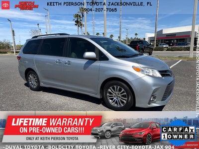 2020 Toyota Sienna XLE Auto Access Seat