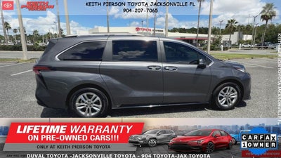 2025 Toyota Sienna Limited