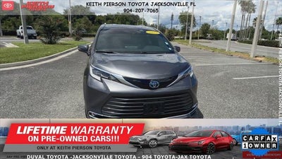 2025 Toyota Sienna Limited