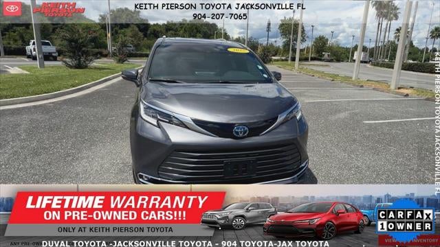 2025 Toyota Sienna Limited