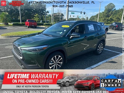2025 Toyota Corolla Cross XLE
