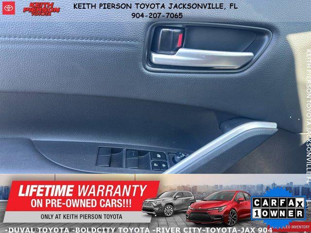 2022 Toyota Corolla Cross XLE