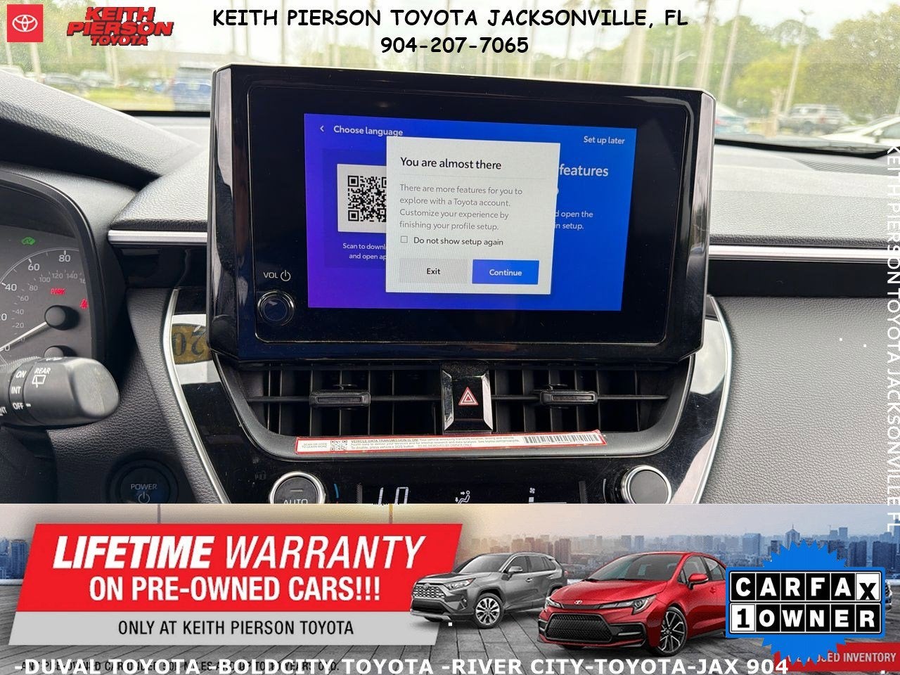 2025 Toyota Corolla Cross Hybrid SE