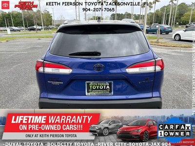 2025 Toyota Corolla Cross Hybrid SE