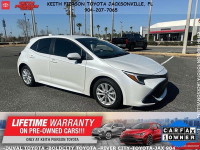 2025 Toyota Corolla Hatchback SE