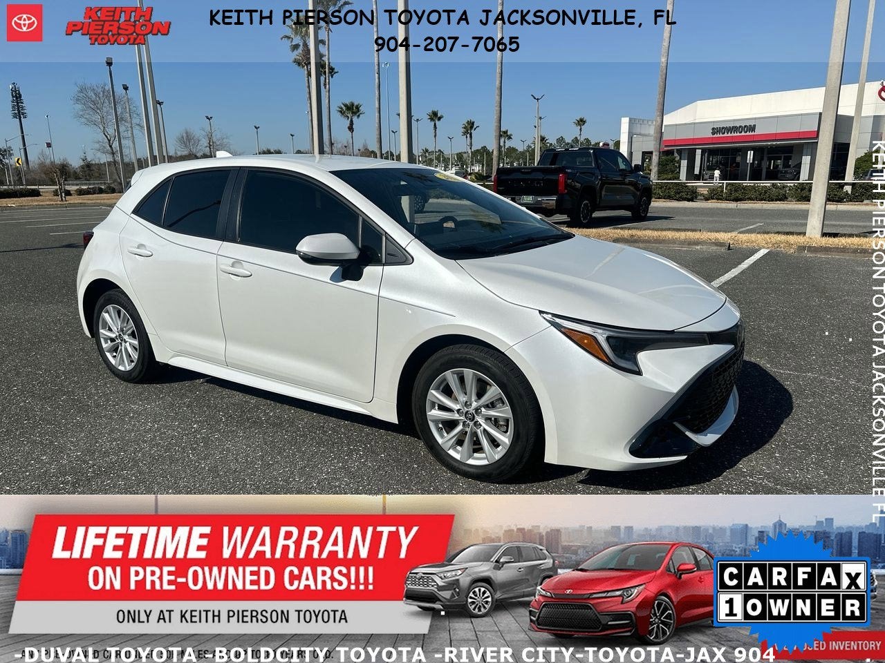 2025 Toyota Corolla Hatchback SE