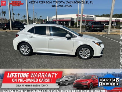 2025 Toyota Corolla Hatchback SE