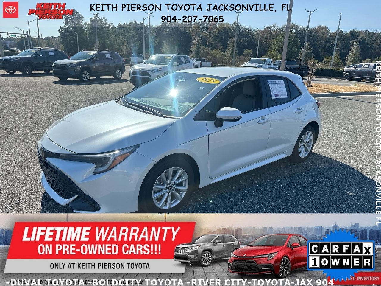 2025 Toyota Corolla Hatchback SE