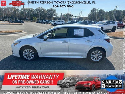 2025 Toyota Corolla Hatchback SE