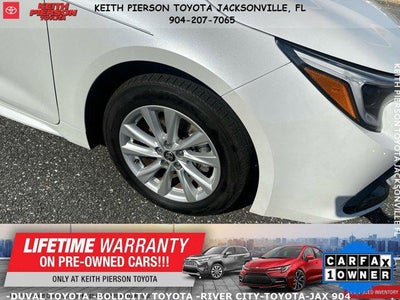 2025 Toyota Corolla Hatchback SE