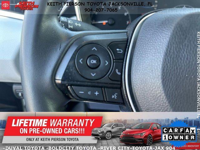 2025 Toyota Corolla Hatchback SE