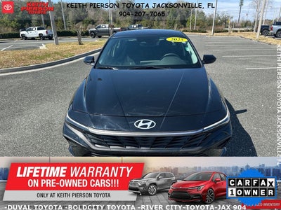 2025 Hyundai Elantra SE