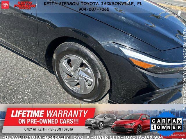 2025 Hyundai Elantra SE