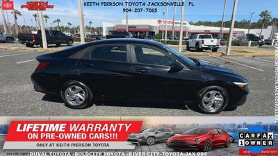 2025 Hyundai Elantra SE