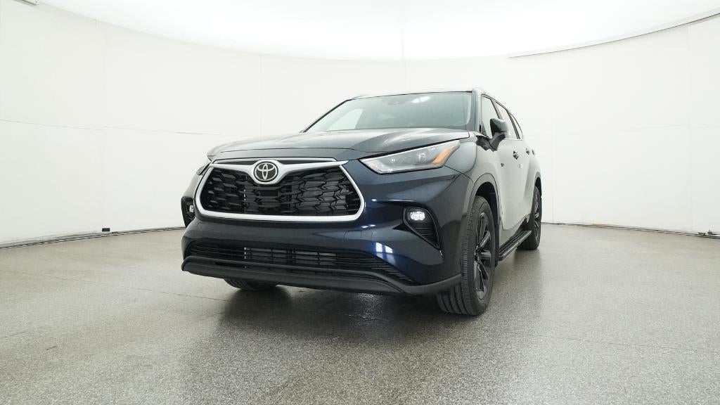 2026 Toyota Highlander XLE
