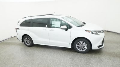 2026 Toyota Sienna XLE