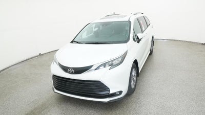 2026 Toyota Sienna XLE
