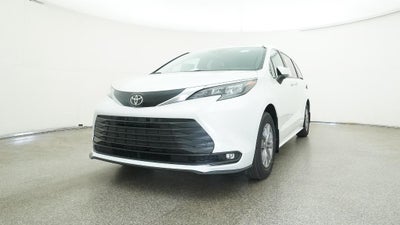 2026 Toyota Sienna XLE