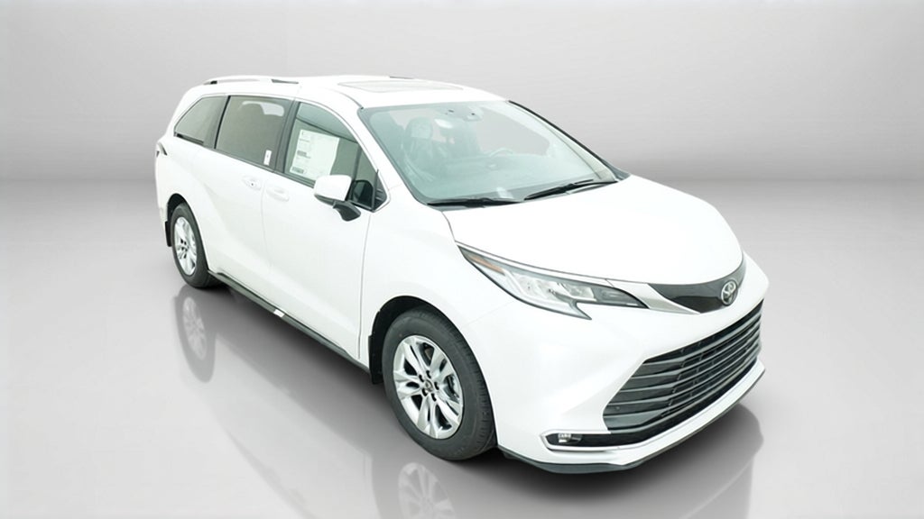2026 Toyota Sienna Limited