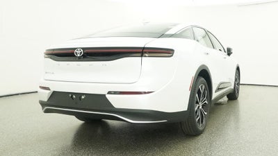 2026 Toyota Toyota Crown XLE