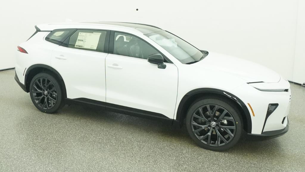 2026 Toyota Toyota Crown Signia Limited