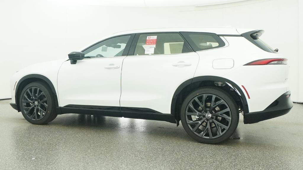 2026 Toyota Toyota Crown Signia Limited