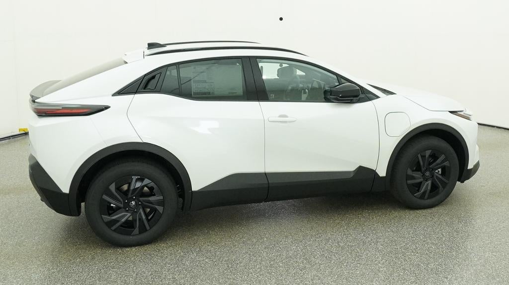 2026 Toyota C-HR SE