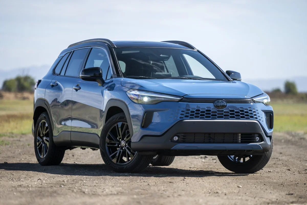 2026 TOYOTA COROLLA CROSS HYBRID